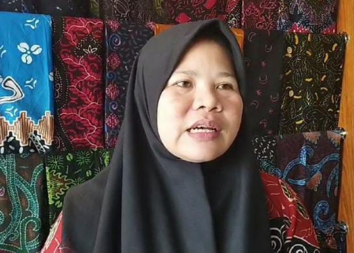 Pemda Diharapkan Ikut Fasilitasi dan Pasarkan Batik Lampung