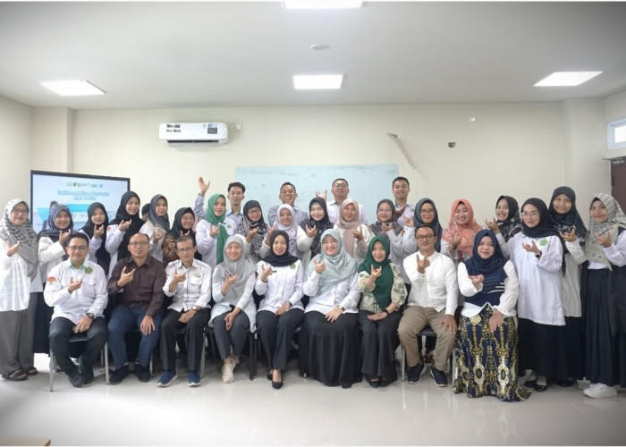 Siapkan Dosen Bilingual, Fakultas Saintek Gelar EMI Training