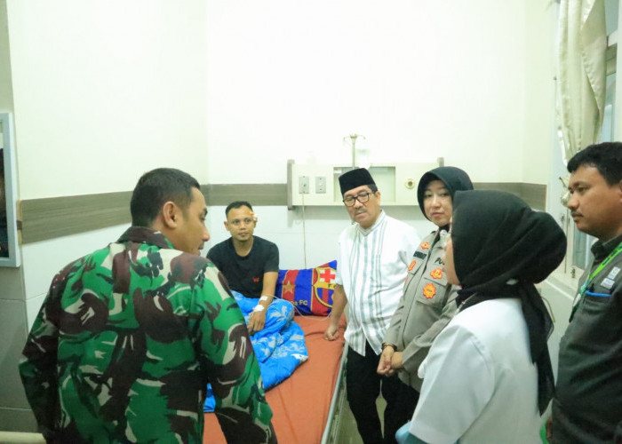 Bupati, Kapolres dan Dandim Jenguk Dua Anggota Polres Lampung Utara Yang Terluka