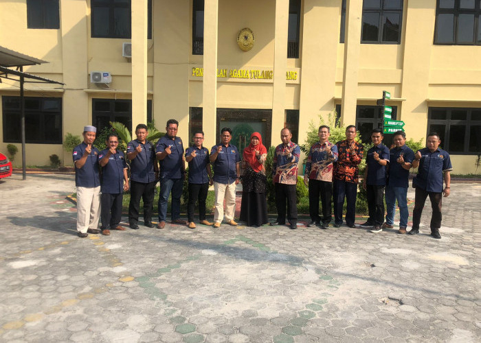 Pengurus Persatuan Wartawan Indonesia Kabupaten Tulang Bawang Audensi ke Pengadilan Agama