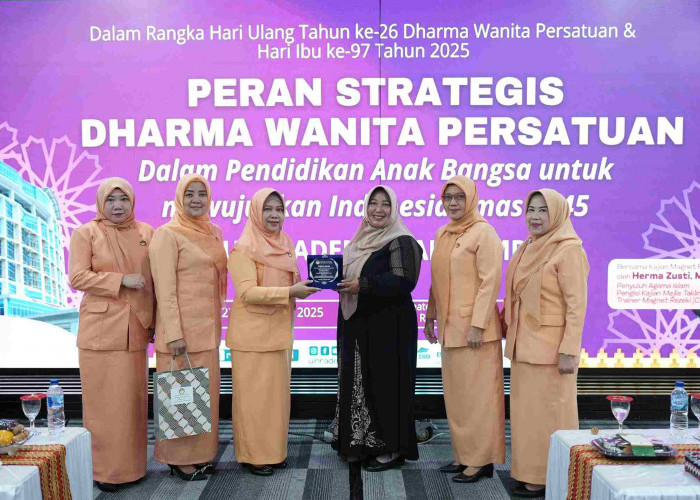 Peringati HUT ke-26 dan Hari Ibu ke-97, DWP UIN RIL Gelar Seminar Peran Strategis Perempuan dan Kajian