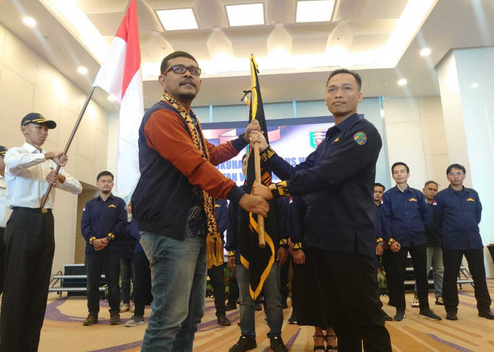 Ketum Yudhistira Kukuhkan PW IWO Lampung Masa Bakti 2024-2029 