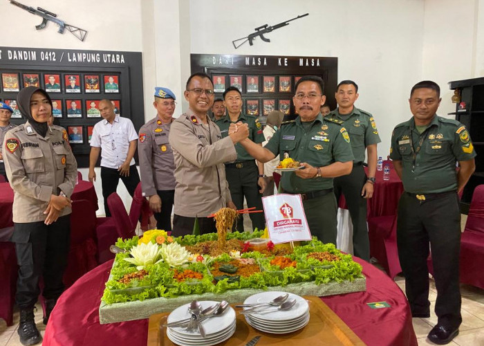 Hari Ulang Tahun TNI Ke- 78, Polres Lampung Utara Berikan Kejutan