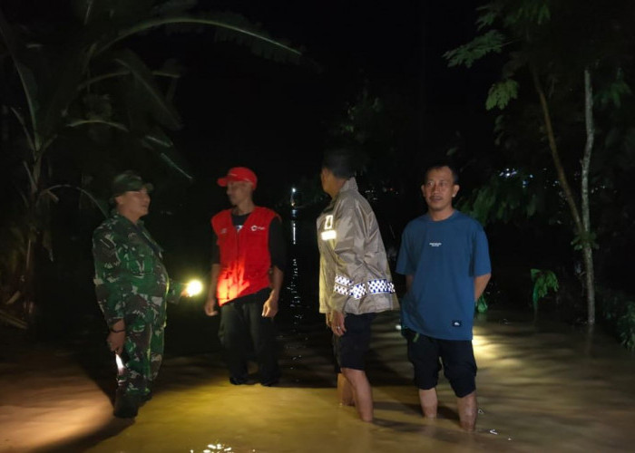 Polisi Ingatkan Masyarakat Tetap Waspada Cuaca Ekstrem Paska Banjir Terjang Lambar dan Pesibar