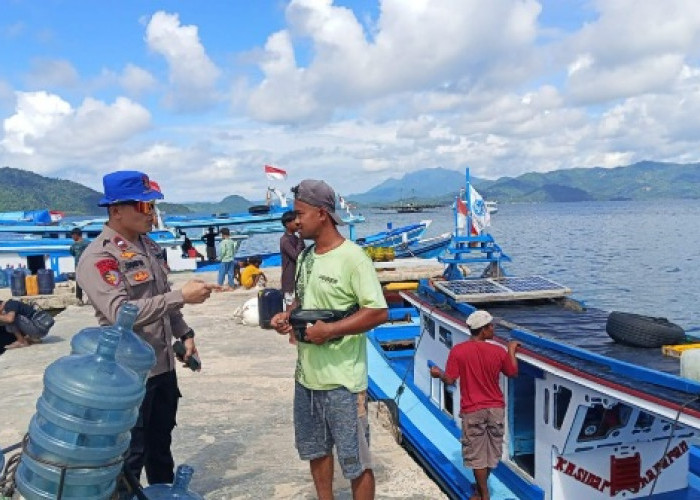 Sat Polairud Polres Pesawaran Gencarkan Sosialisasi Keselamatan Berlayar, Pastikan Perairan Aman dan Kondusif