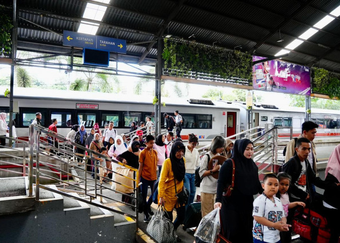 Layanan Optimal Selama Libur Sekolah, KAI Divre IV Tanjungkarang Layani 87.762 Pelanggan