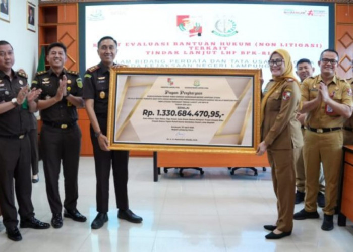 Kejari Lampura Pulihkan Keuangan Daerah Rp1,33 Miliar