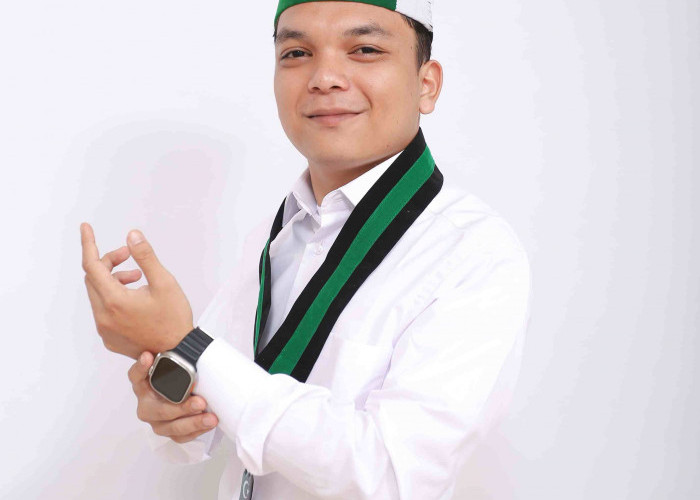Jadi Pemuda Inspiratif bidang Pendamping Halal, Hanafi Pane Raih Hadiah Umrah Gratis dari BPJPH RI