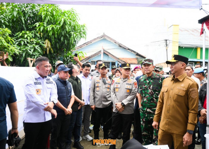 Gubernur dan Wakil Gubernur Didampingi Bupati Pesawaran Tinjau Pelaksanaan PSU 