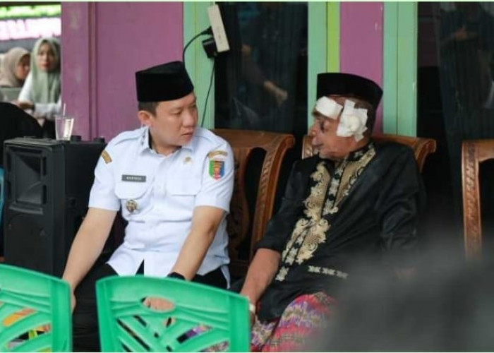 Duka di Tengah Hujan: Sekdaprov Marindo Kunjungi Rumah Duka Honorer Pemkot yang Tewas Tertimpa Pohon 