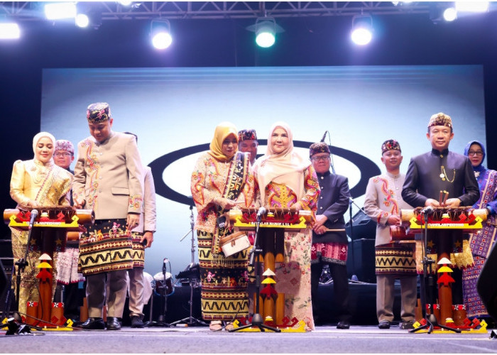 Bandar Lampung Expo 2025 Resmi Dibuka, Suguhkan Berbagai Produk Lokal Hingga Hiburan Rakyat