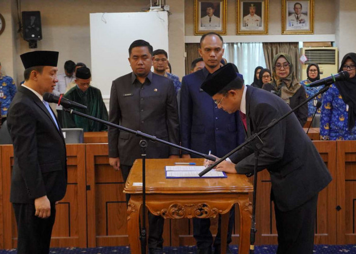 13 Pejabat Administrator Pemprov Lampung Dilantik, Sekda Tekankan Profesionalisme dan Keteladanan