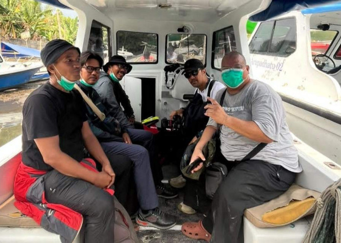 Tujuh Jurnalis Hilang Kontak di Perairan Anak Krakatau, Tim SAR Lakukan Pencarian