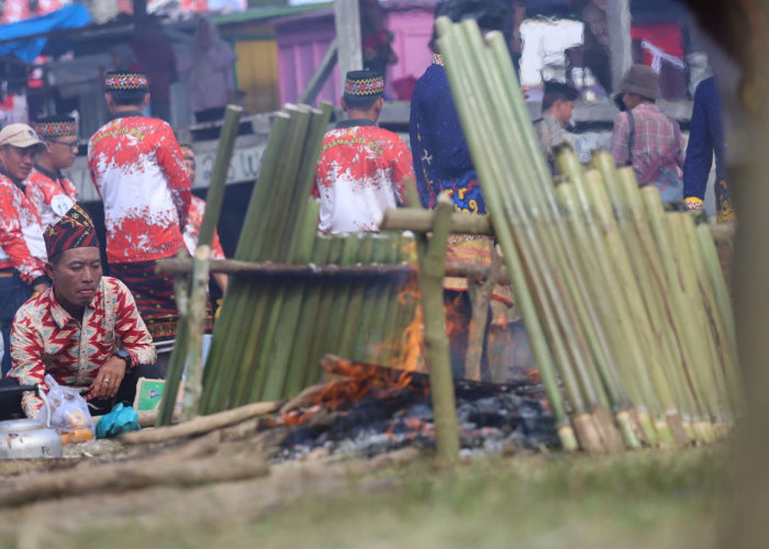 Festival Sekala Bekhak Ke-11, Pemkab Lambar Panggang Seribu Pancung Lemang