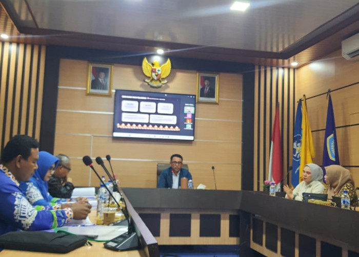 Raih Nilai A, Parosil Mabsus Evaluasi Program “Semua Bisa Sekolah” melalui Tesis Magister