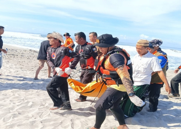 Tiga Korban Tenggelam di Pantai Mandiri Ditemukan Tak Bernyawa