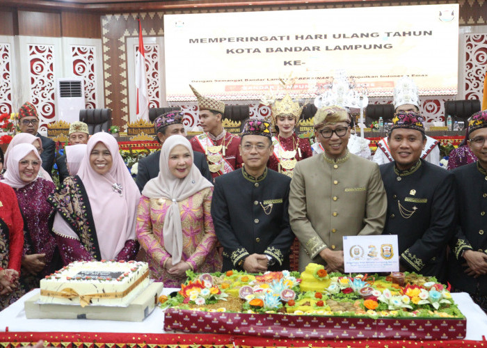 Hadiri Paripurna HUT ke-344 Kota Bandar Lampung, Gubenur Mirza Apresiasi Kinerja Pemkot