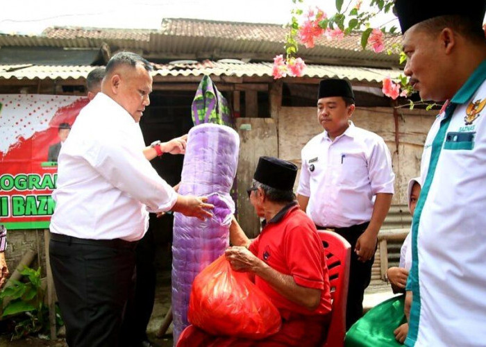 Pemkab dan Baznas Lamsel Bedah Rumah Warga Sidomulyo