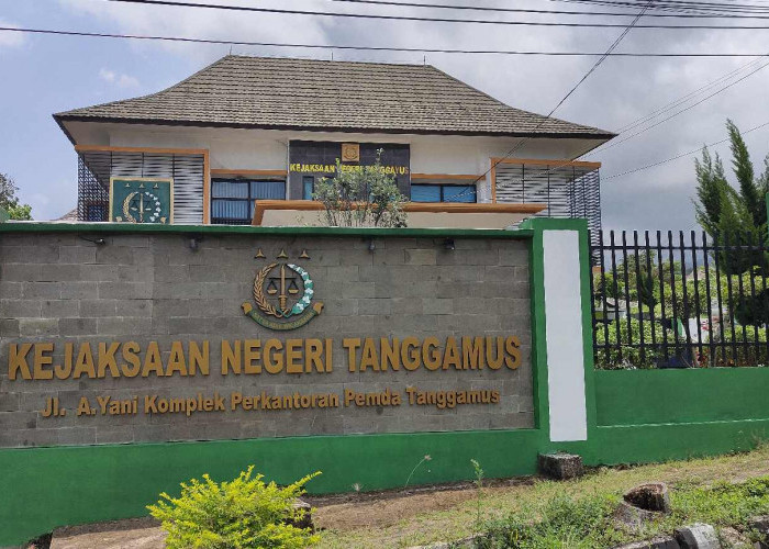Kejati Lampung Limpahkan Laporan Dugaan Korupsi Dinas PUPR ke Kejari Tanggamus 
