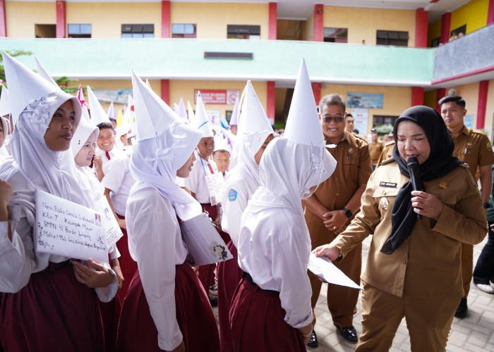 Walikota Eva Pastikan Seluruh Anak Bandar Lampung Tertampung di SMP Negeri Terdekat