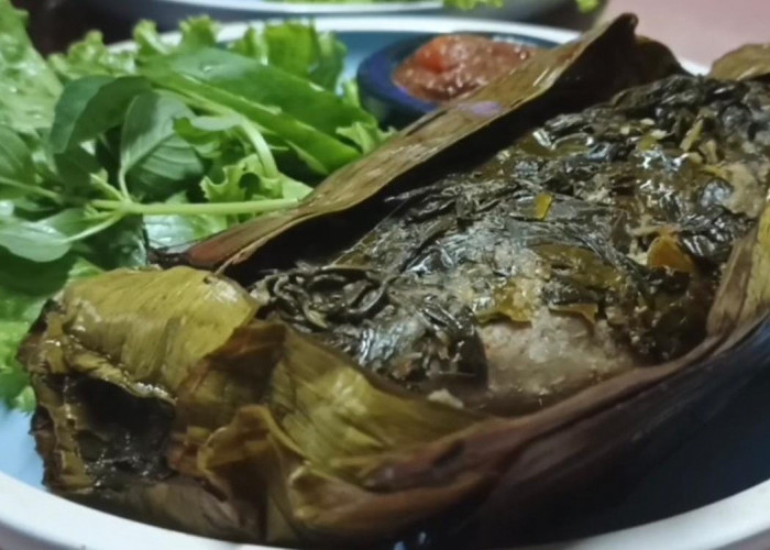 Gardenia Resto TMII Kota Metro Kembali Rilis Menu Baru Bebek Asap Bulungan