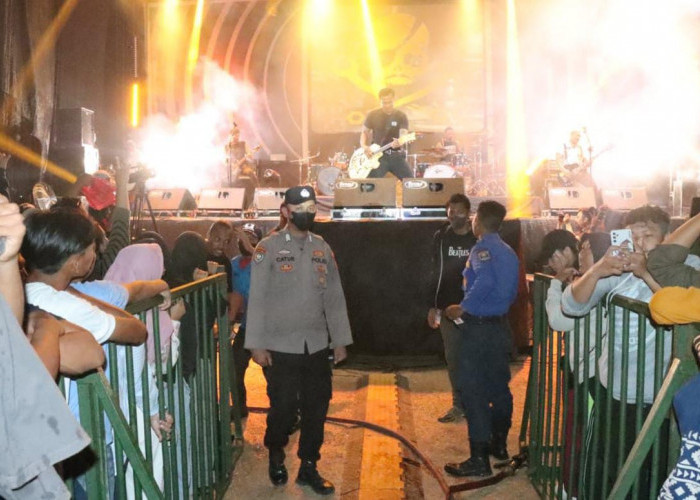 Polres Kota Metro Amankan Konser SID di Lapangan Mulyojati 