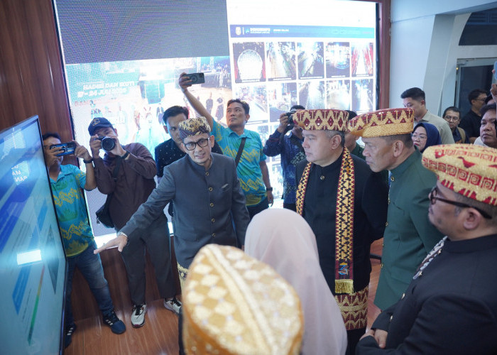 Kadis Kominfo Bandar Lampung Paparkan Program ke Sekjen Kemendagri