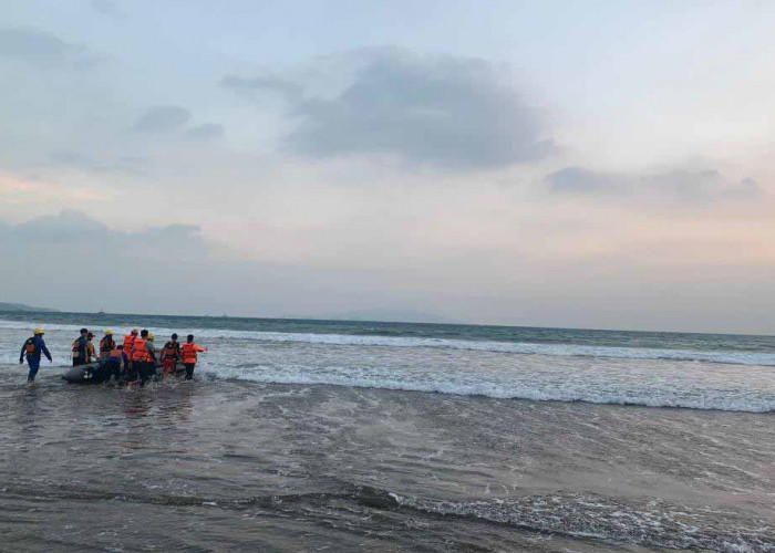  Pantai Ketang Kembali Menelan Korban, Seorang Remaja Bumidaya Palas Hanyut Terseret Ombak 