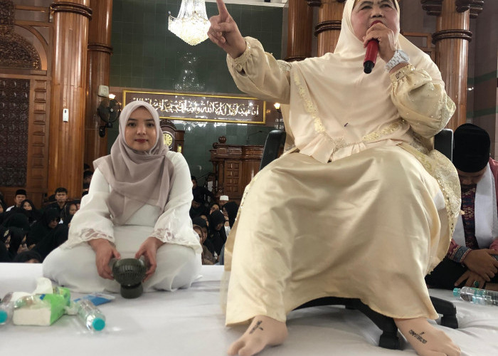 Majelis Taklim Rachmat Hidayat Provinsi Lampung Gelar Tablik Akbar dan Dzikir Bersama Mamah Dedeh