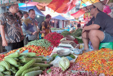 Pemkab Lampura Ambil Alih Pasar Bukit Kemuning, Sosialisasikan Tarif Retribusi Sesuai Perda