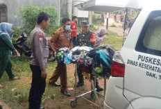 Babinsa 412-03/Bukit Kemuning Bersama Masyarakat Bantu Evakuasi Penemuan Mayat