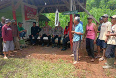 Sat Binmas Polres Lampura Sambangi Desa Sumber Arum, Perkuat Sinergi Kamtibmas