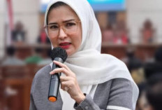 Mangkir , Hakim Kembali Panggil Nanda Indira dalam Perkara Dugaan Korupsi Dendi Ramadhona