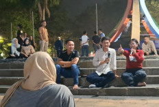 Eks Ketua BEM UGM Tiyo Ardiyanto Duduk Bareng Mahasiswa Metro dan DPRD, Kritisi Program MBG