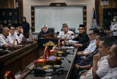 Rapat Evaluasi Metro Tertutup, Media Diminta Keluar