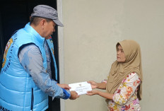 Pemkot Bandar Lampung Beri Tali Asih Uang Tunai ke Korban Puting Beliung