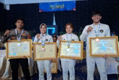 Atlet Kickboxing Asal Tanggamus, Sevi Nurul Aini Terima Penghargaan Kapolri