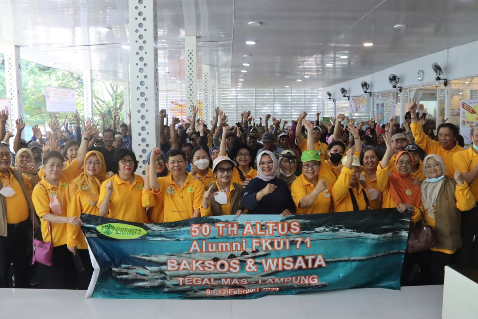 DKP Provinsi Lampung Bersama Alumni FK UI Gelar Baksos Pelayanan Kesehatan Bagi Anak dan Nelayan