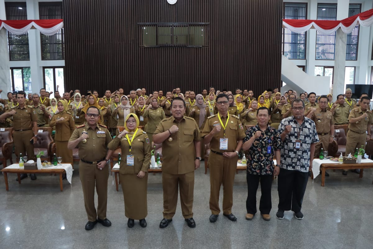 Gubernur Arinal Tingkatkan Mutu Pendidikan di Provinsi Lampung Melalui Program Kepala Sekolah Mengabdi