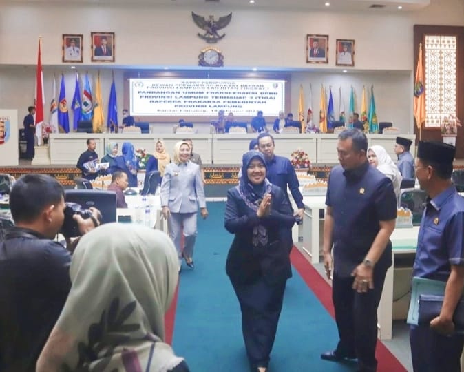 Wagub Chusnunia Mengikuti Rapat Paripurna DPRD Provinsi Lampung Lanjutan Pembicaraan Tingkat I