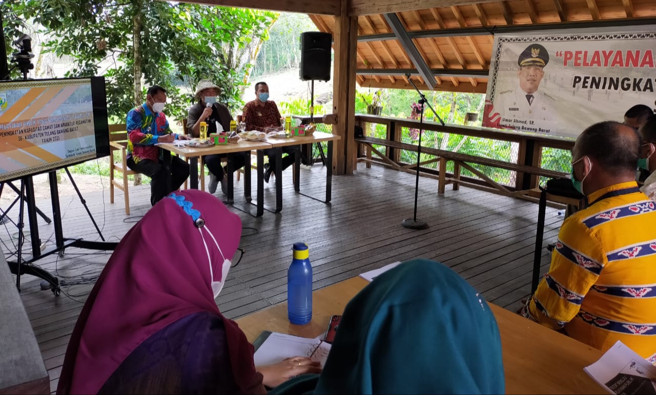 Bupati Umar Ahmad Minta Camat Hadir Ditengah-Tengah Masyarakat Tubaba