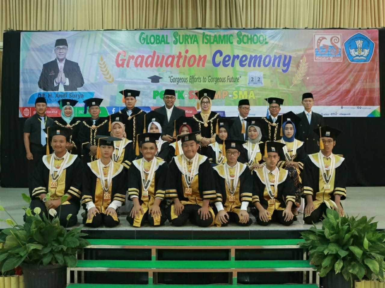 GSIS Graduation Day Hadirkan Sweet Memories bagi Siswa dan Orangtua