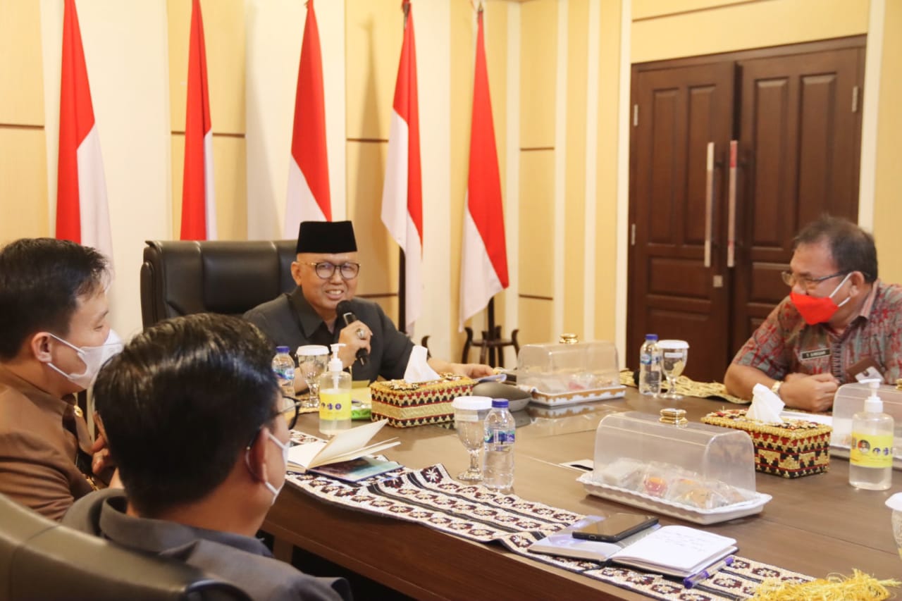 Plh. Sekdaprov Lampung Pimpin Entry Meeting Pengawasan Penyelenggaraan Pemerintah Daerah