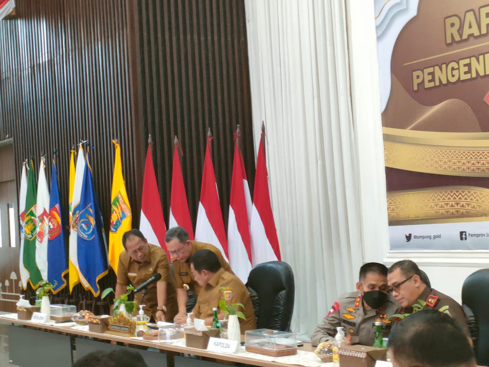 Pemprov Lampung Mengikuti Rapat Koordinasi Pengendalian Inlasi Daerah Bersama Menteri Dalam Negeri