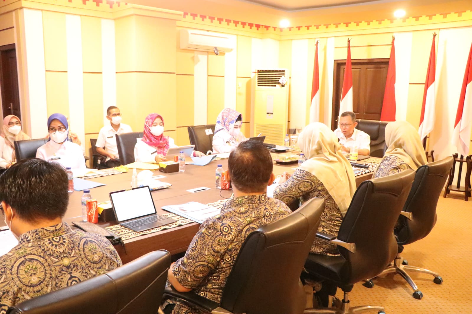 Sekdaprov Fahrizal Darminto Pimpin Rapat Forum Komunikasi Para Pemangku Kepentingan Utama Tingkat Provinsi