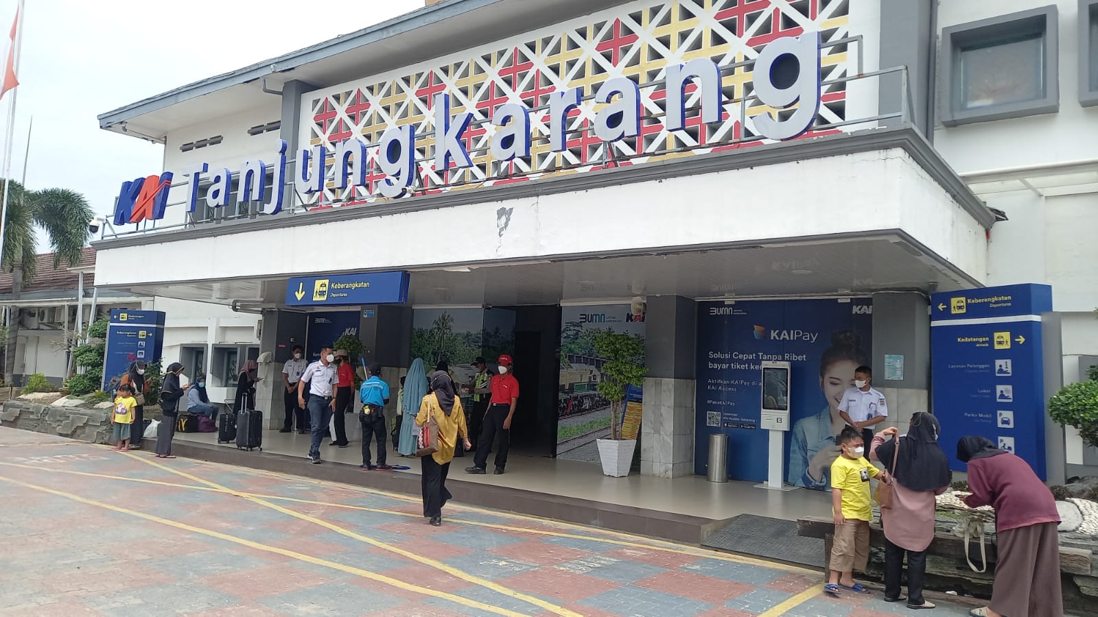 7.369 Tiket Arus Mudik Lebaran di Stasiun KA Tanjungkarang Telah Terjual