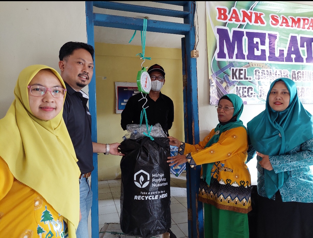 CCEP Indonesia Lakukan Pendampingan Pengelolaan Bank Sampah di Kecamatan Metro Barat